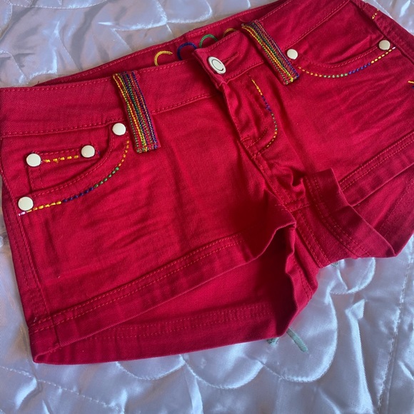COOGI Vintage Low Rise Red Denim Jean Shorts - Picture 2 of 11
